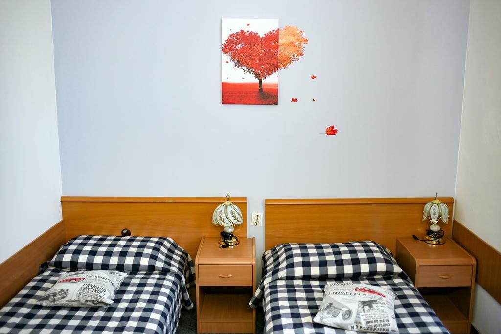Hotel Veli Joze Πούλα Εξωτερικό φωτογραφία
