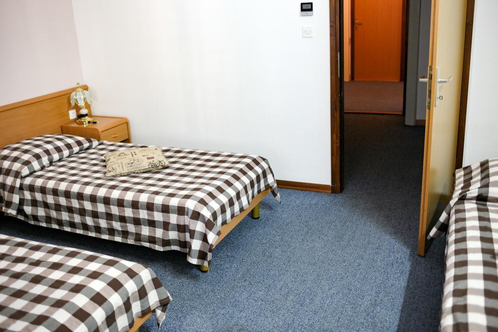 Hotel Veli Joze Πούλα Εξωτερικό φωτογραφία