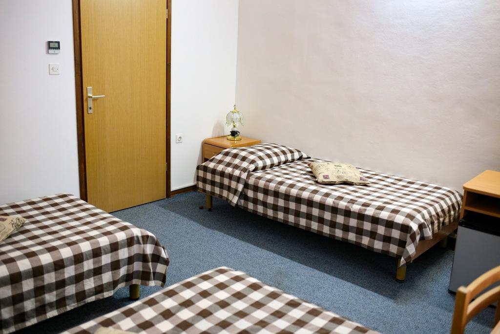 Hotel Veli Joze Πούλα Εξωτερικό φωτογραφία
