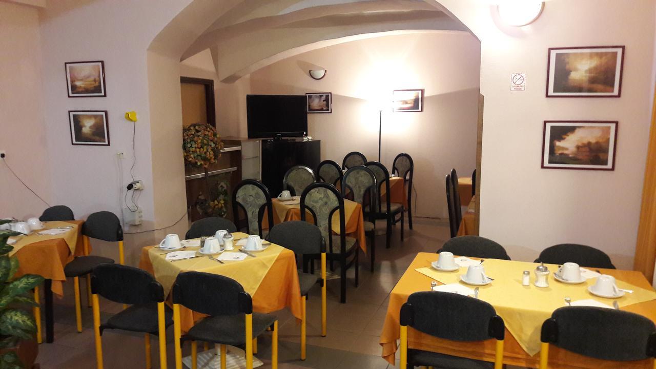 Hotel Veli Joze Πούλα Εξωτερικό φωτογραφία