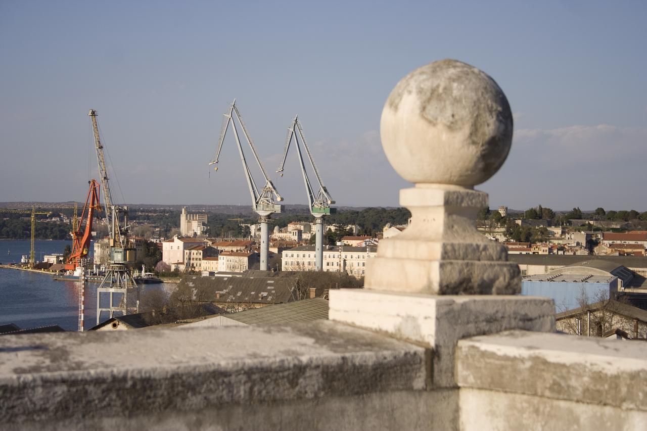 Hotel Veli Joze Πούλα Εξωτερικό φωτογραφία